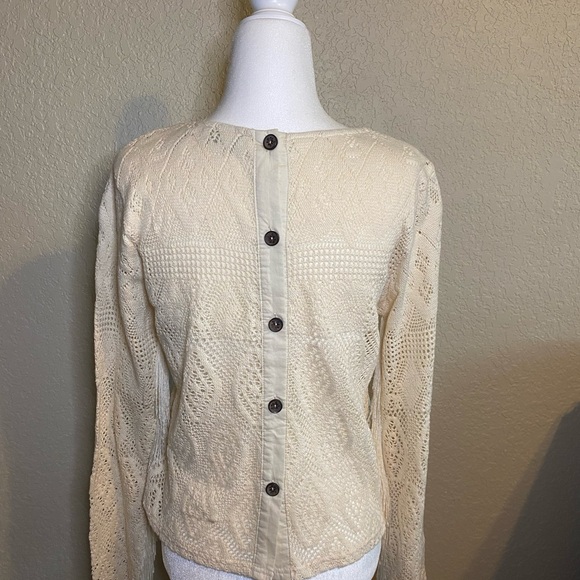Gimmicks Cream Crochet w/ Tassel Top - Picture 8 of 14